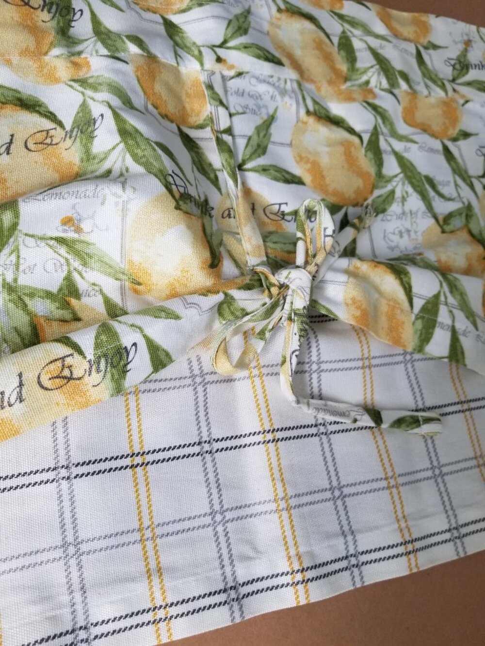 Better Homes & Gardens Lemon Window Valance Curtains